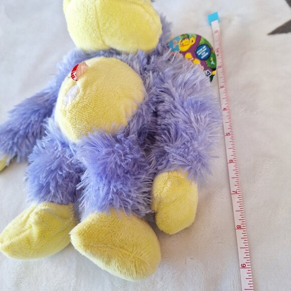 Krazy Monkeys - Makes Monkey Sound When Pressed - Suction Cup Hands - Picture 3 of 12